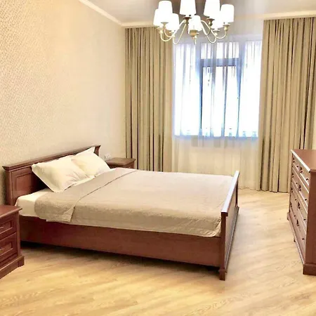 2nd Pearl Sea View Apartment